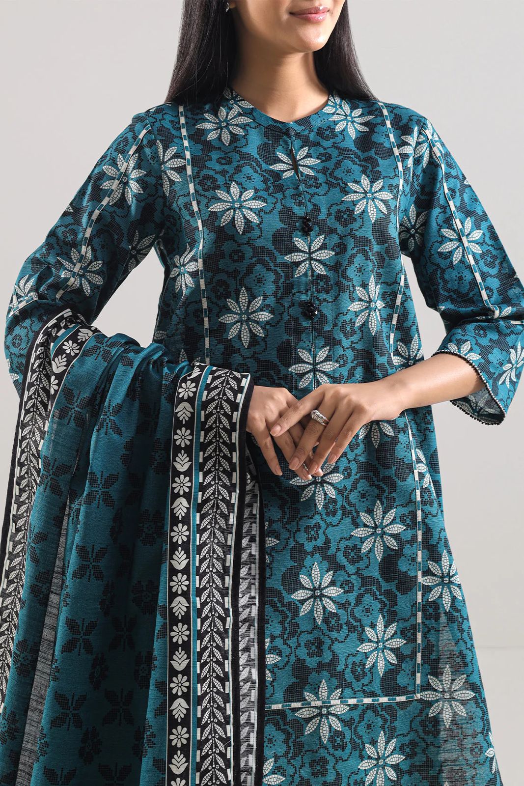 Libada Wears | Unstitched Printed Lawn 3 Piece