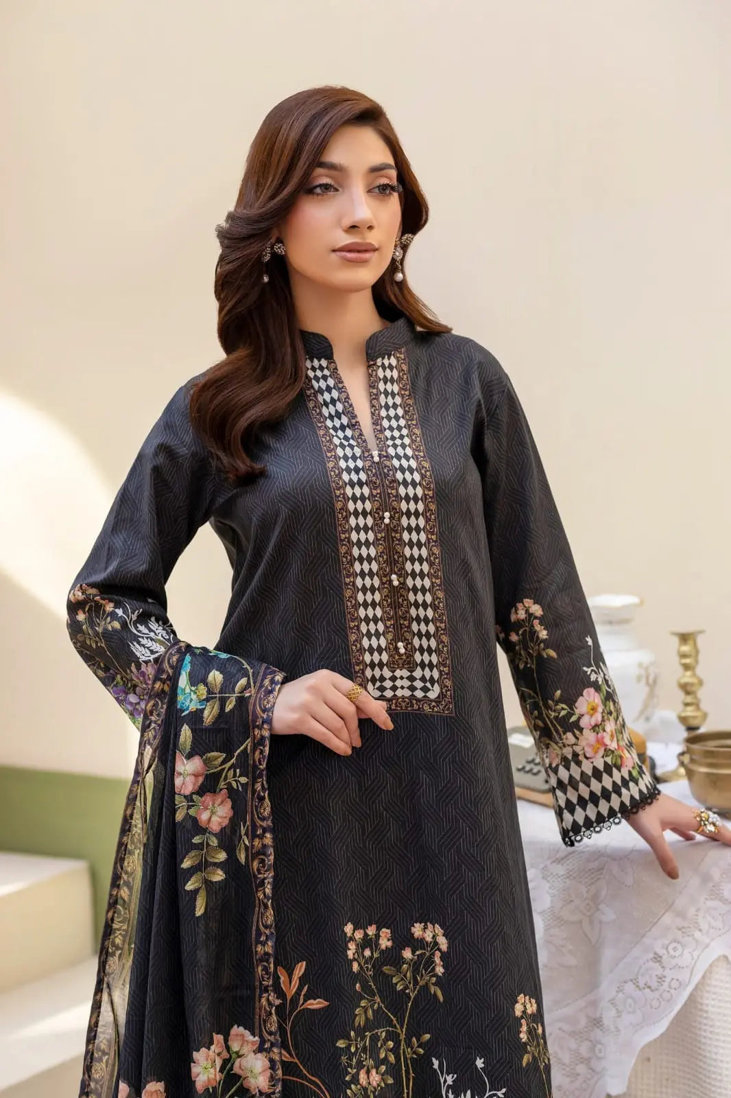Libadawear Digital Printed Lawn – Black Floral Libada Wears